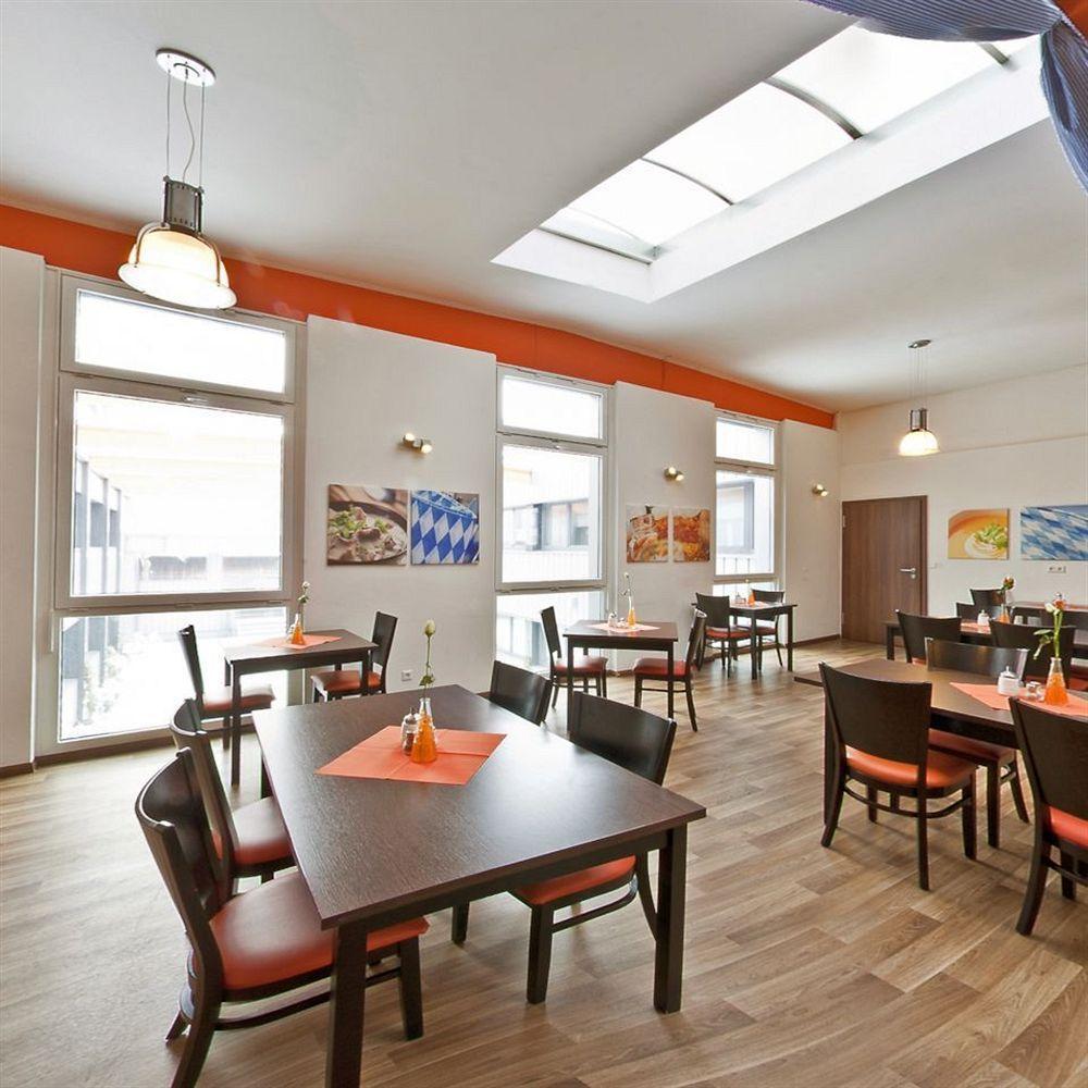 Orange Und Hotel Neu-Ulm