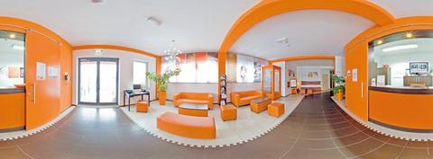 Orange Und 3* Neu-Ulm
