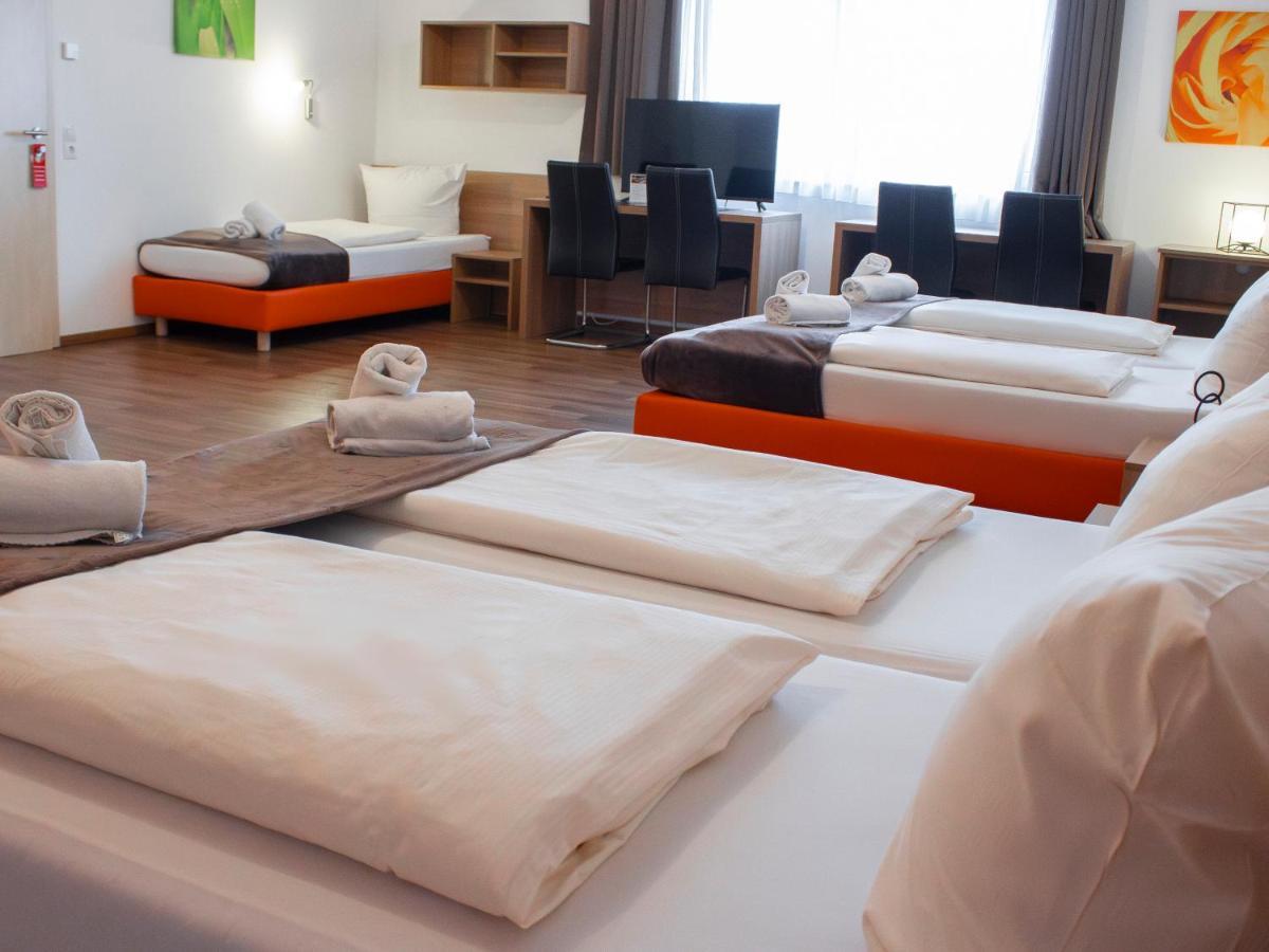 Orange Und Hotel 3*