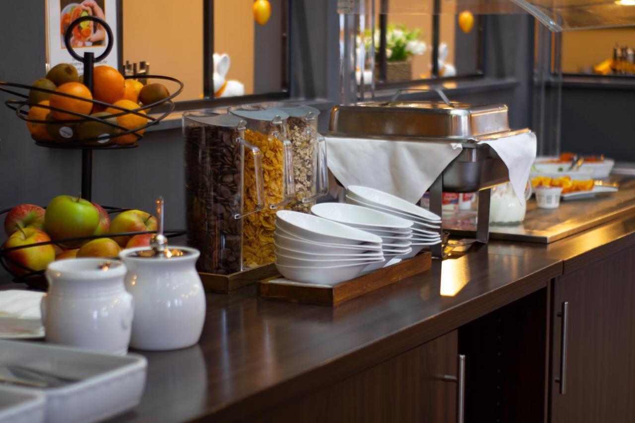 Hotel Orange Und